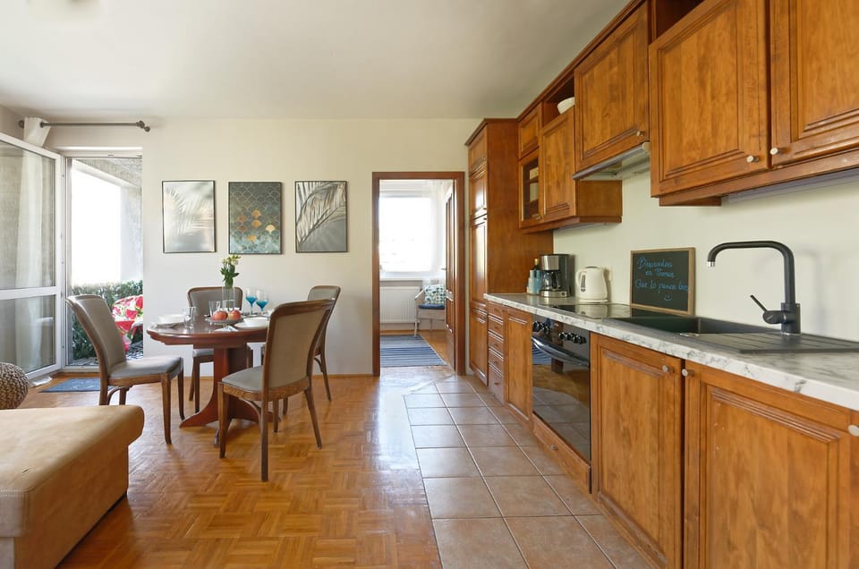 Apartament Dolina Poznań z garażem Apartment in Poznan