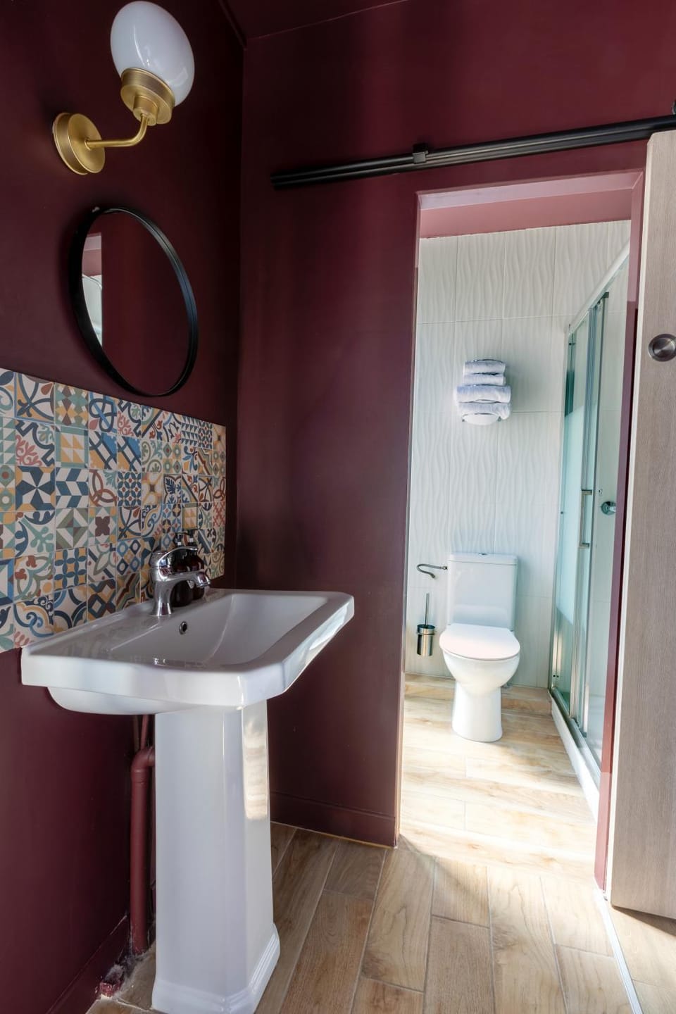 Shower, Toilet, Bathroom