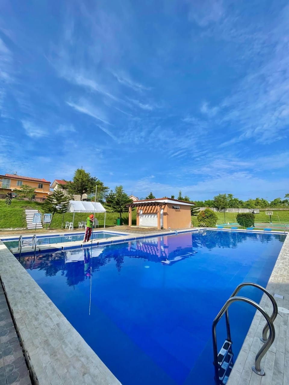 Hillview Apt w/ Pool Access - Free Wifi Apartment in Tagbilaran City