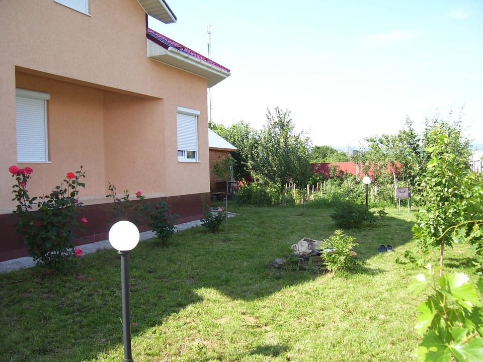 Property building, Garden