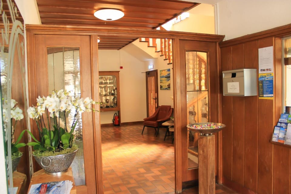 Lobby or reception, Seating area