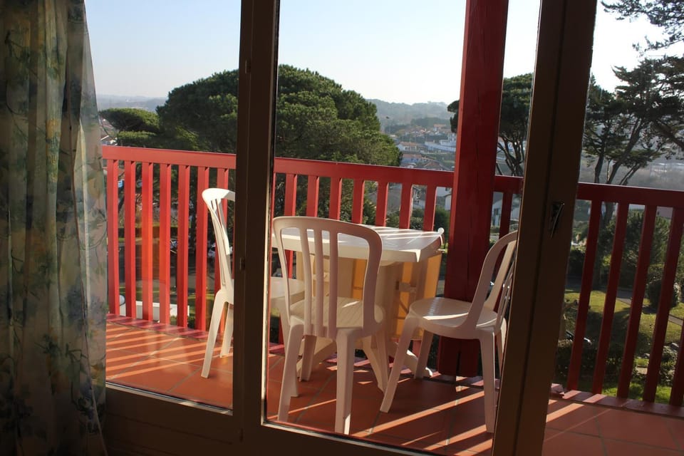 Balcony/Terrace, Mountain view