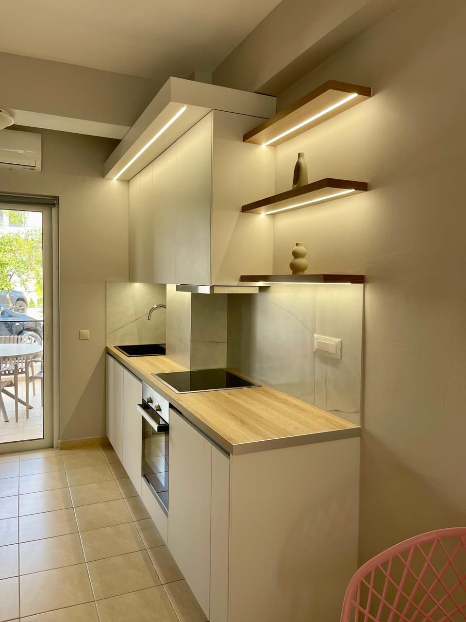 Kitchen or kitchenette, oven, stove