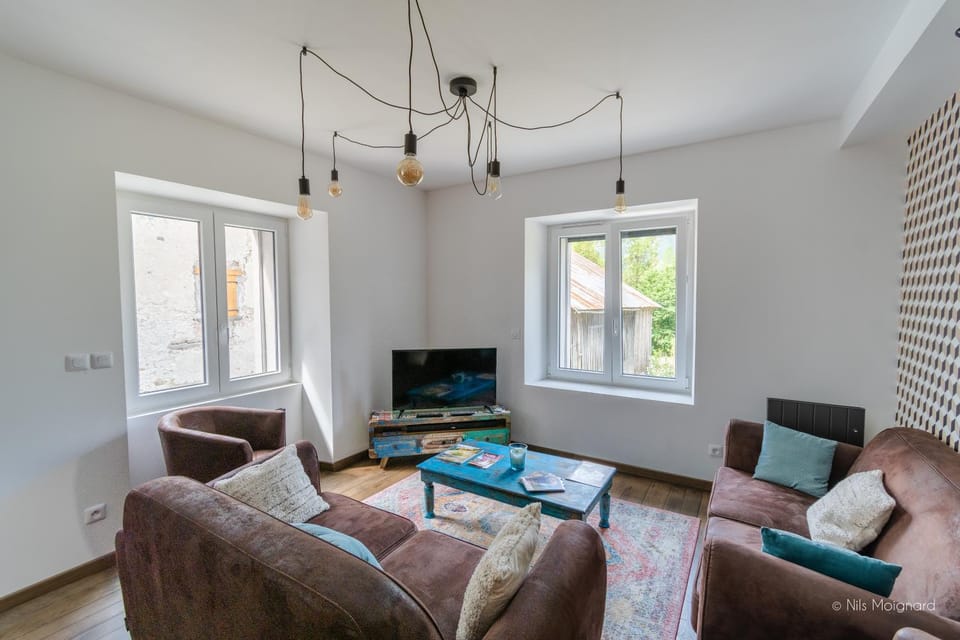 TV and multimedia, Living room, Decorative detail