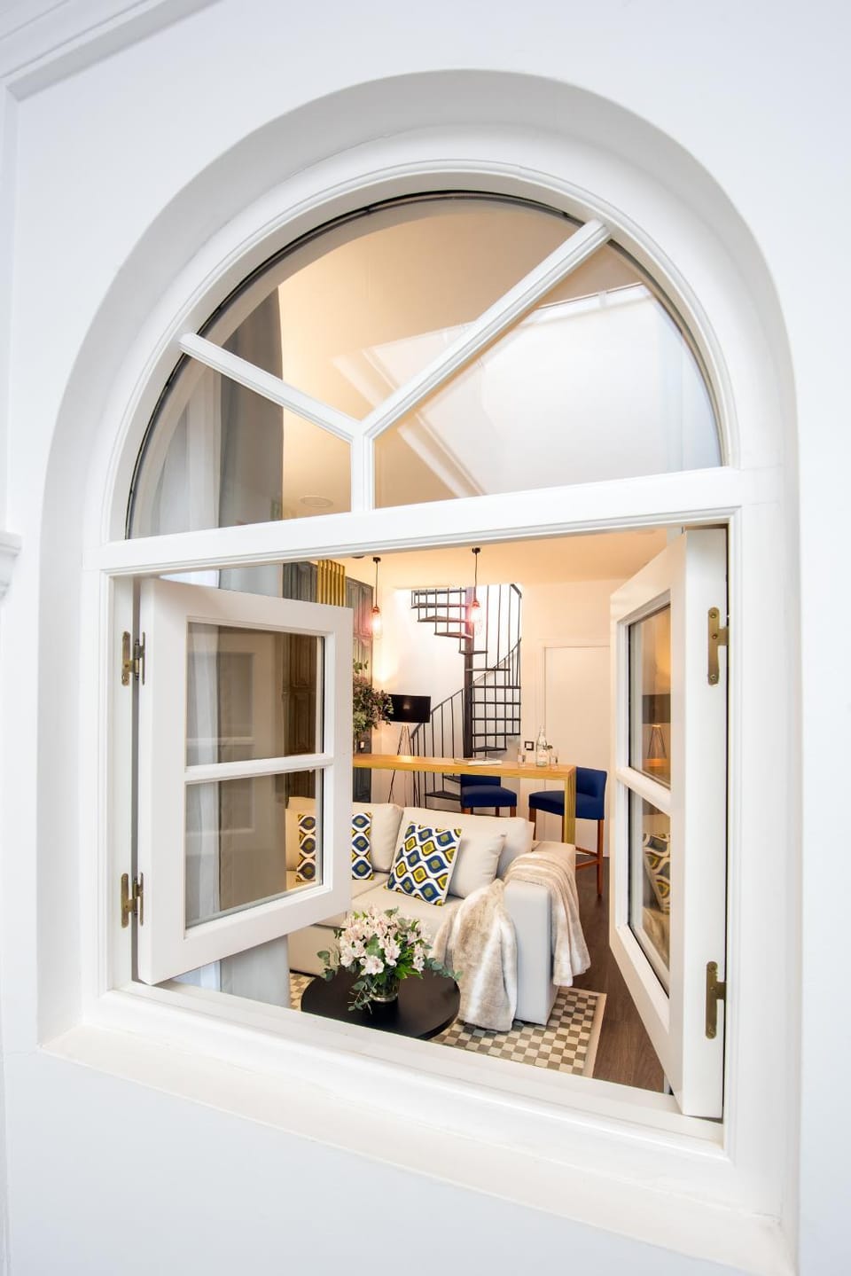 Facade/entrance, Living room
