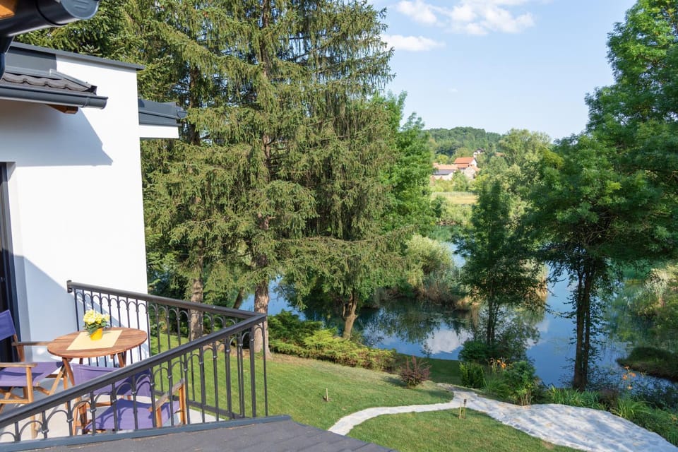 Balcony/Terrace, Garden view