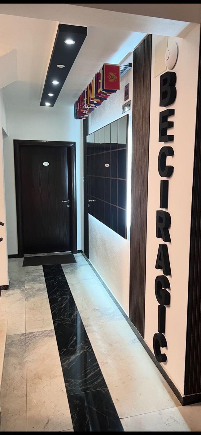 Apart Lux Beciragic Bed and Breakfast in Ulcinj Municipality