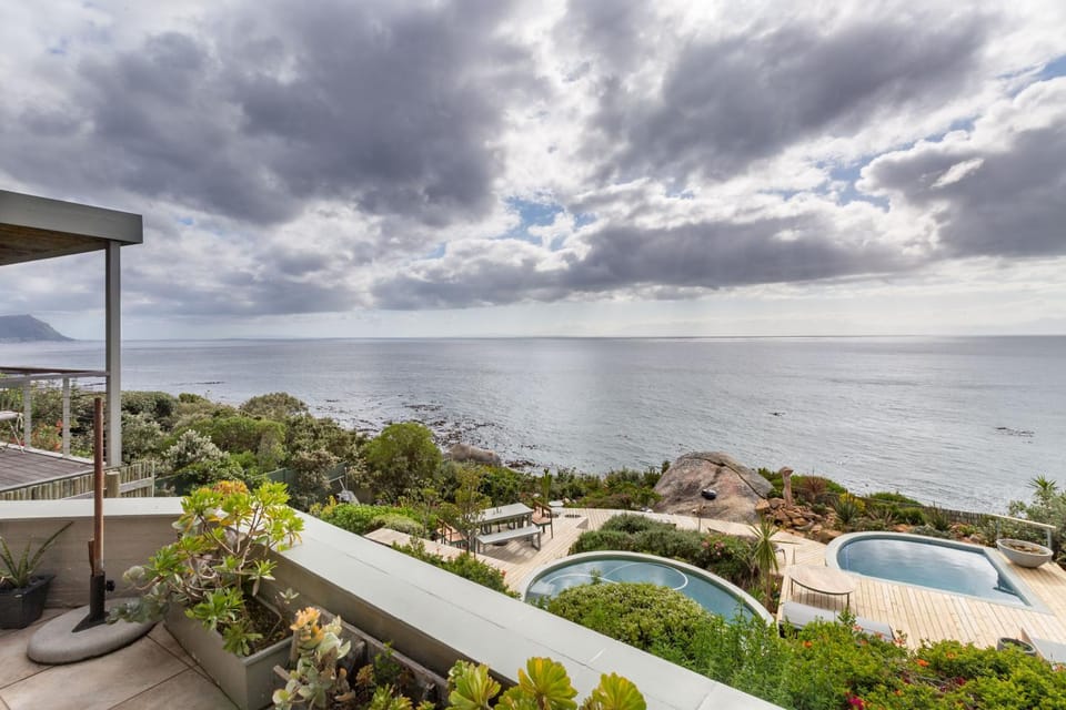 Activities, Garden, Pool view, Sea view