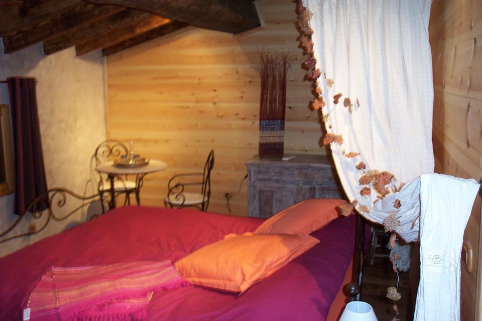 El Casal Bed and Breakfast in Ripollès