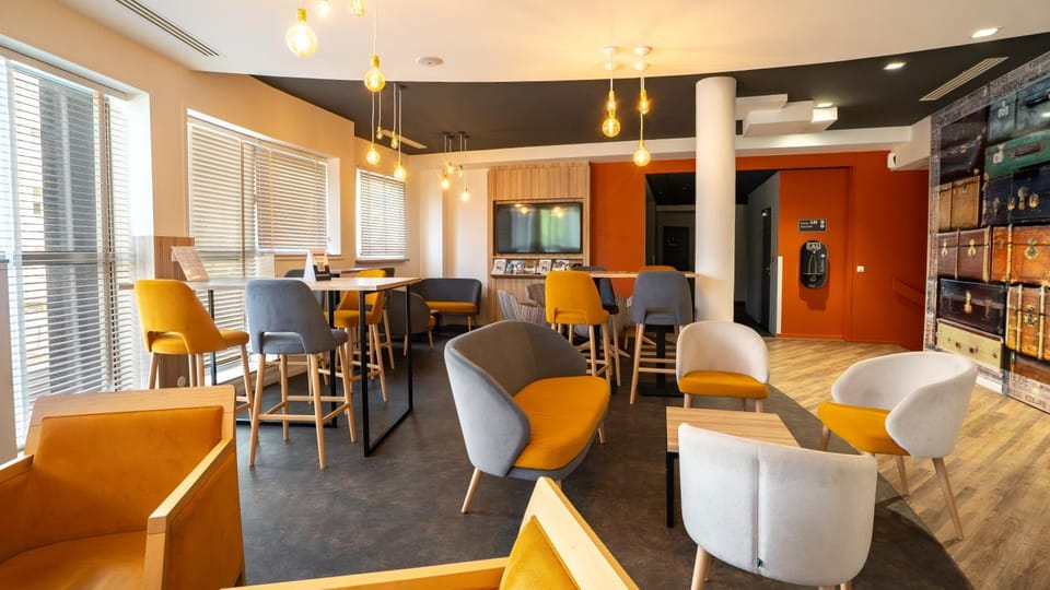 Lounge or bar