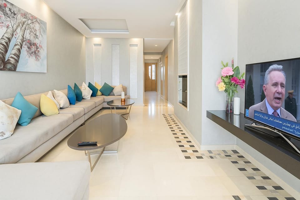 Luxury Golf Aparts Pool View Apartment in Marrakesh