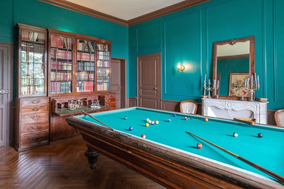Property building, Communal lounge/ TV room, Billiard, Billiard