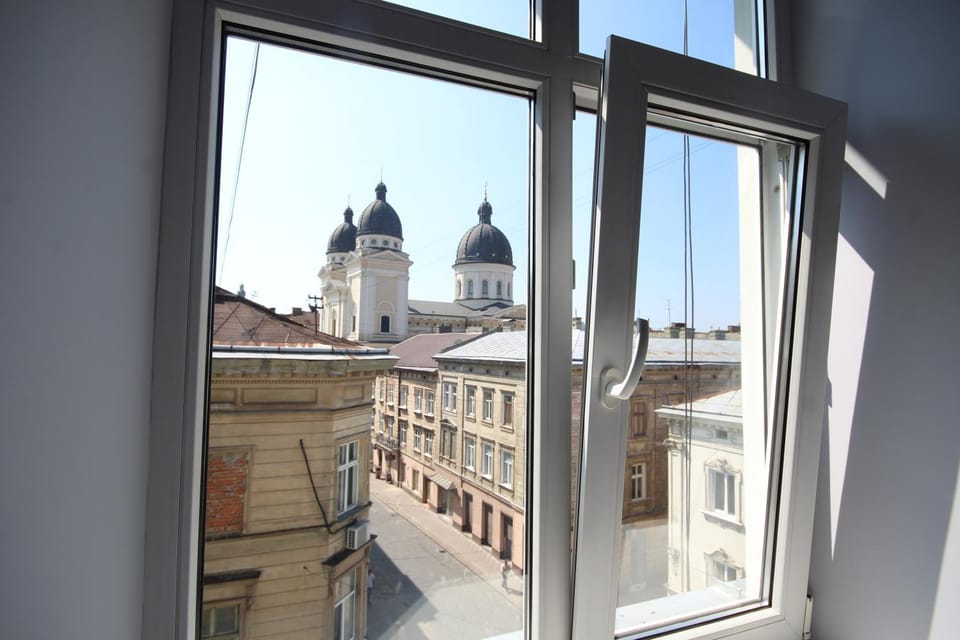 Day, View (from property/room), City view