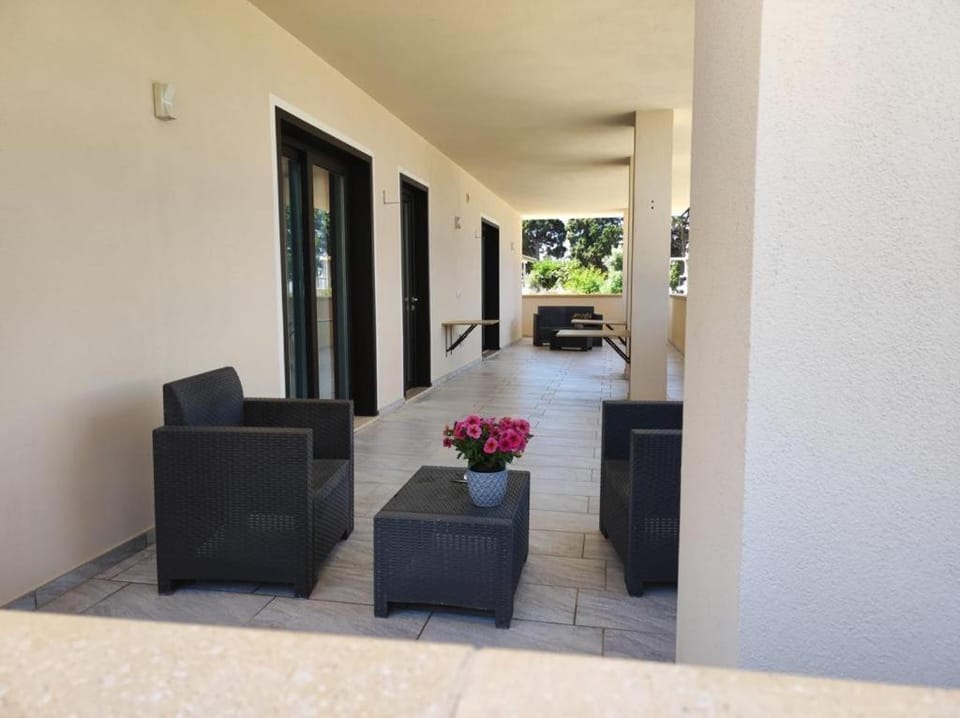 Balcony/Terrace, Balcony/Terrace