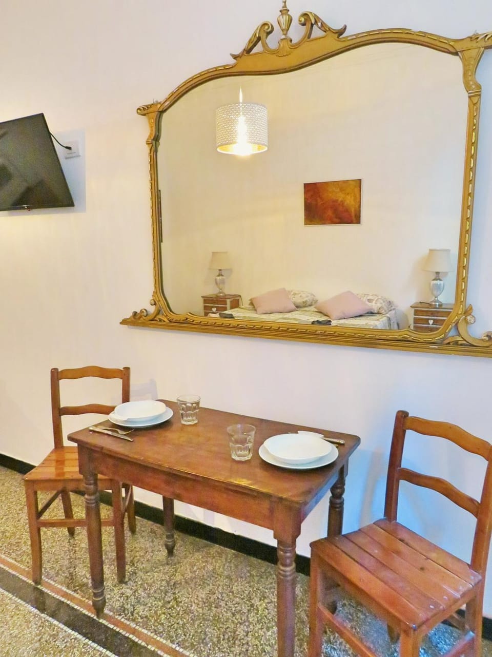 Central chic apartment Apartment in Genoa