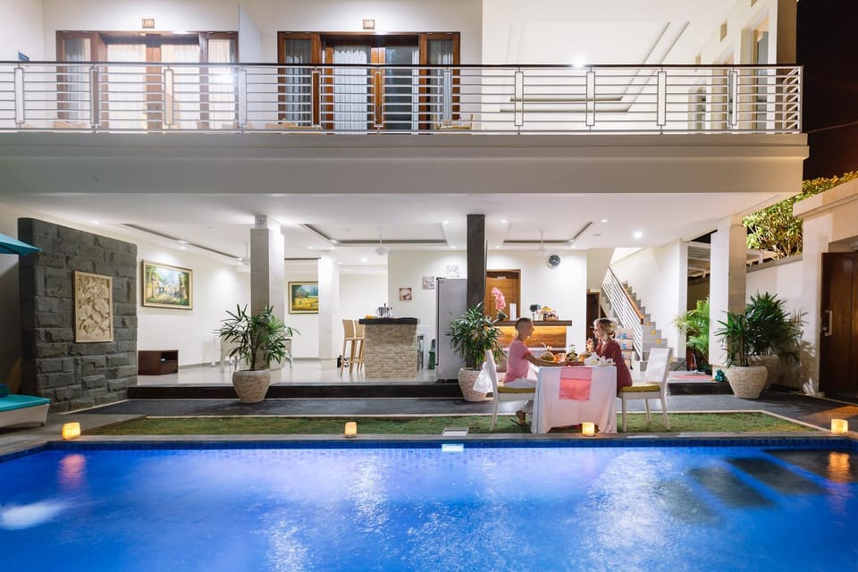 Swimming pool, Swimming pool