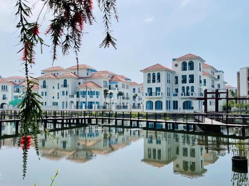 Herriot Hạ Long Hotel Hotel in Laos