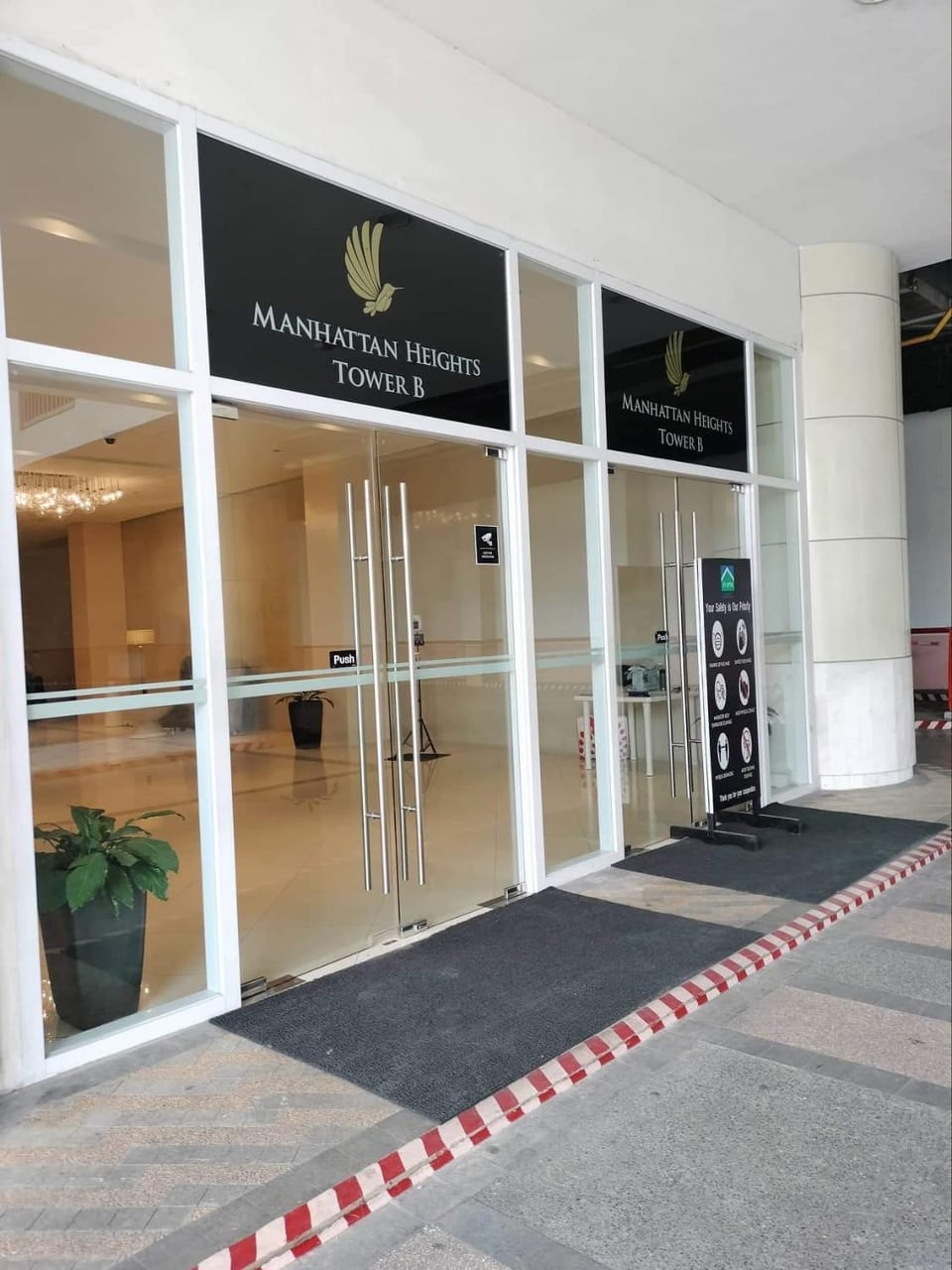 Cubao ManhattanHeights Unit 7EF Tower B, 1BR Apartment in Pasig