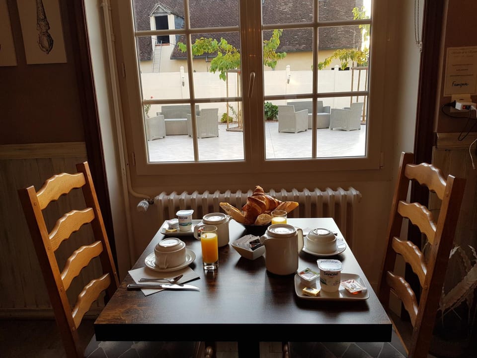 Continental breakfast