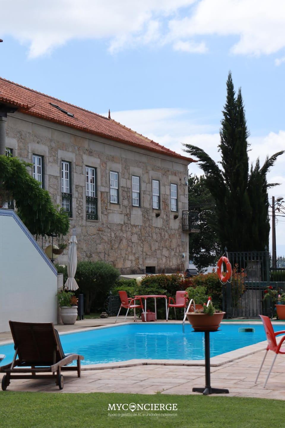 Garden, Swimming pool
