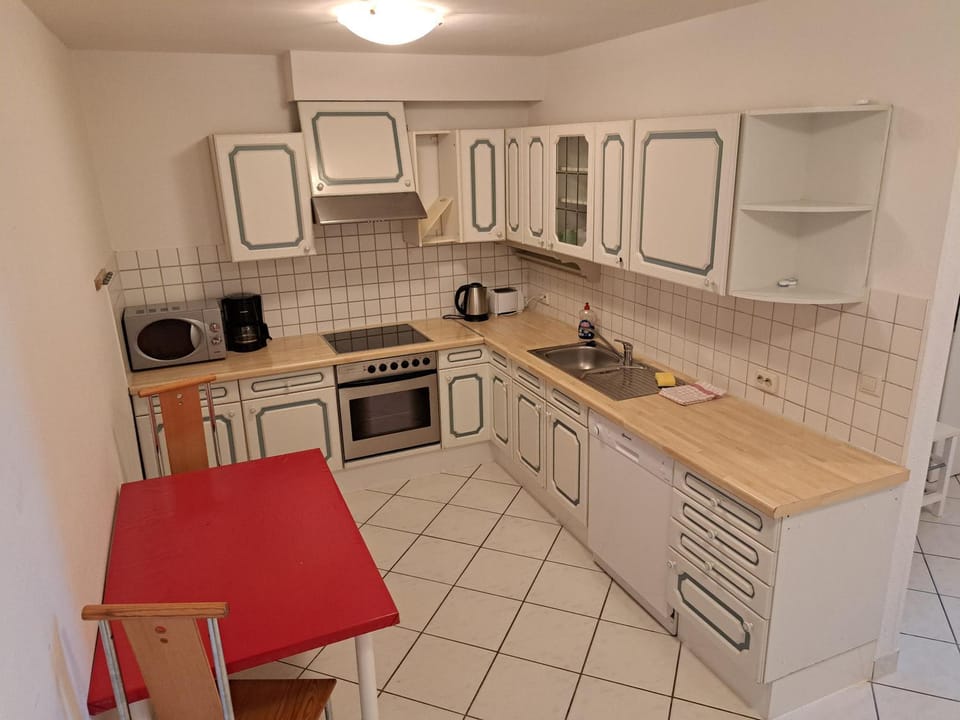 Coffee/tea facilities, Kitchen or kitchenette, Dining area, dishwasher, minibar, pet friendly, stove, toaster