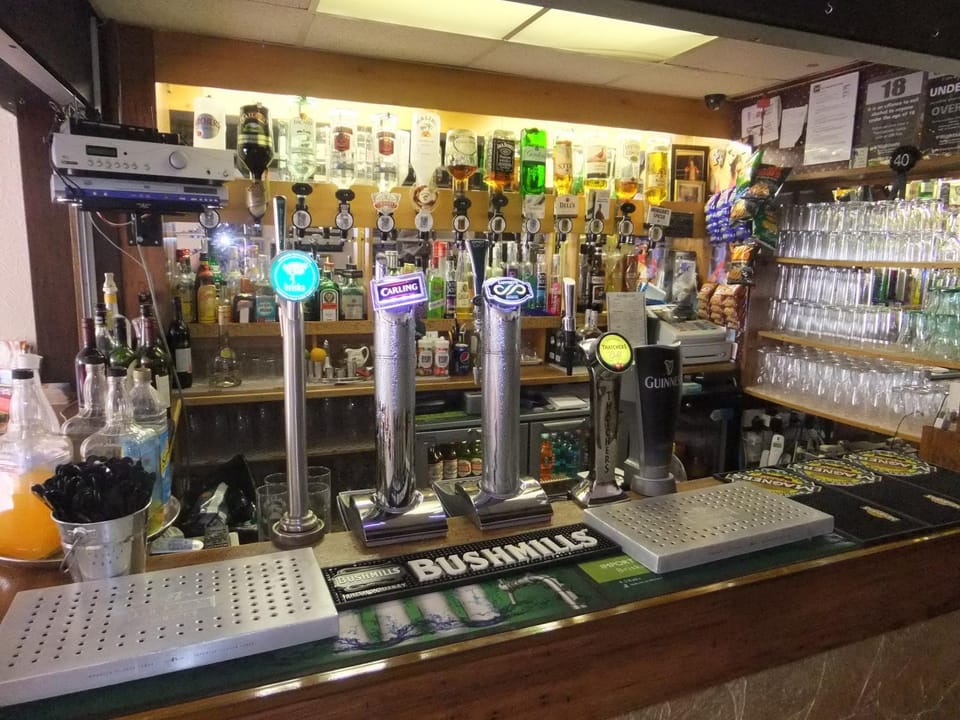 Lounge or bar, On site