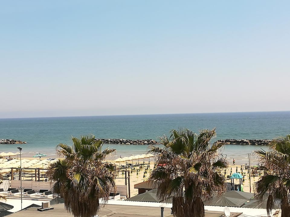 Natural landscape, Beach