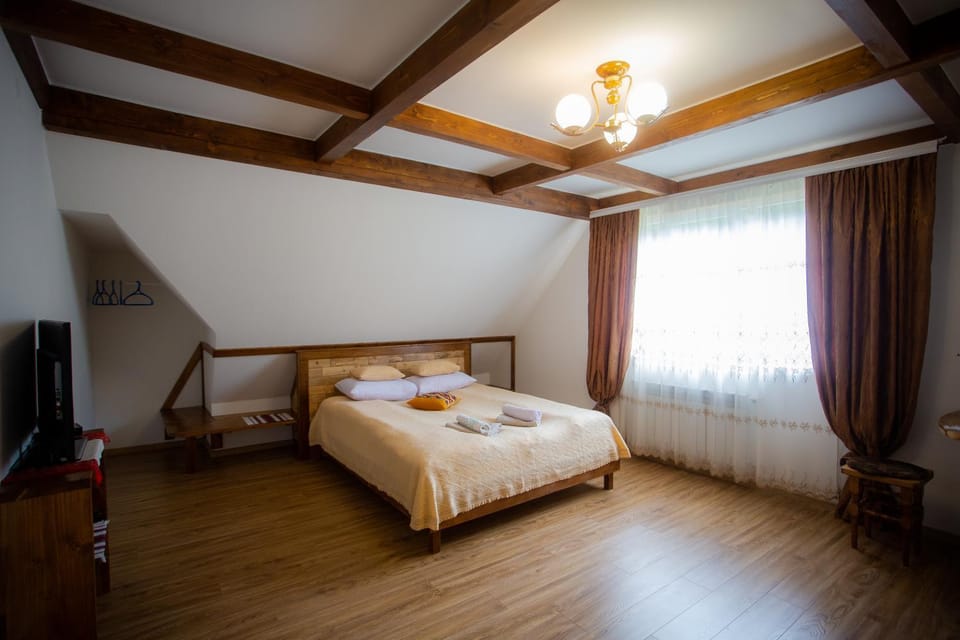 Сервус guest Bed and Breakfast in Ukraine