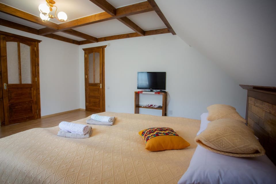 Сервус guest Bed and Breakfast in Ukraine