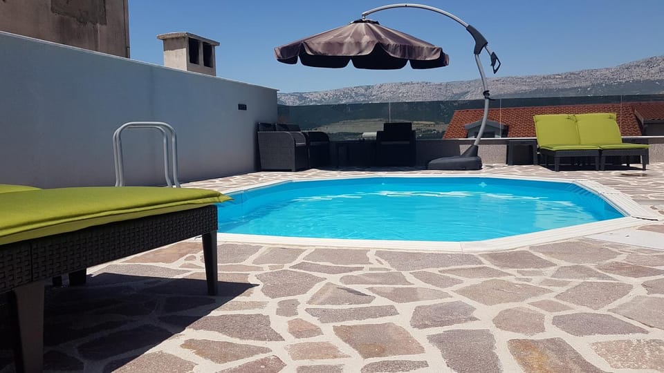 Patio, Balcony/Terrace, Swimming pool