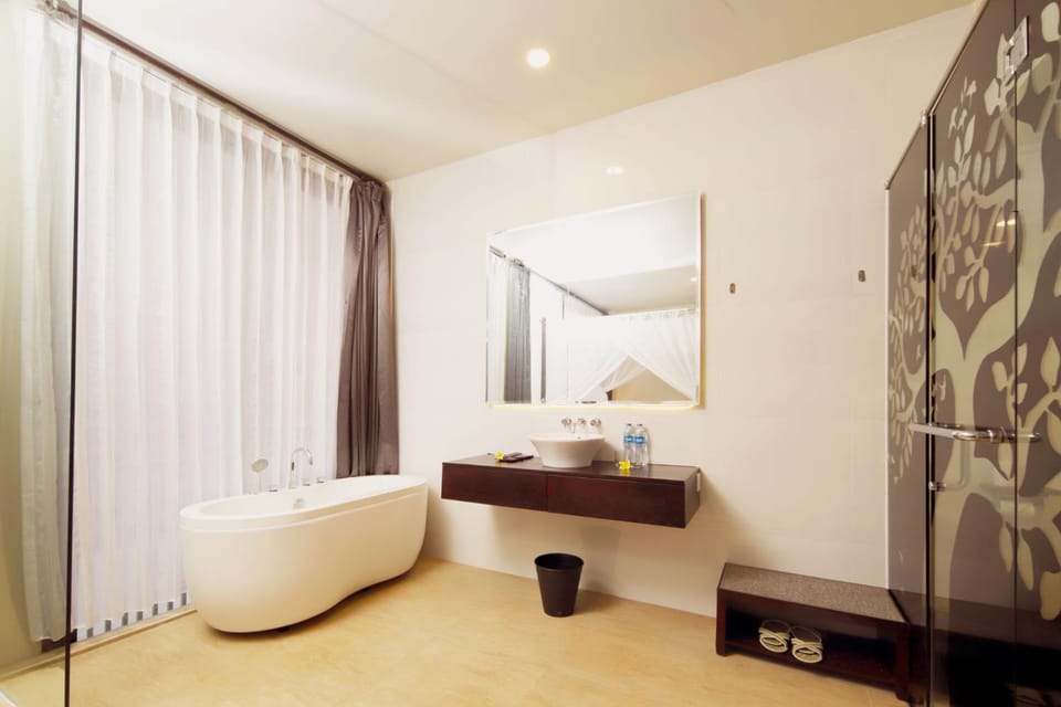 Bathroom, Bath