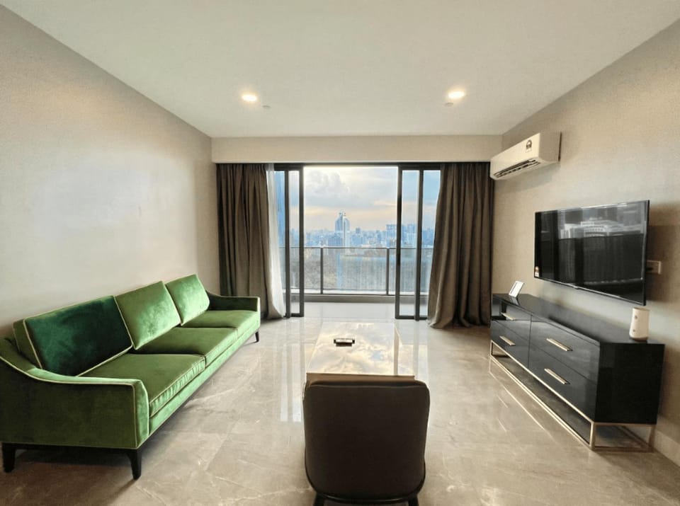 TV and multimedia, Balcony/Terrace, Living room, City view, air conditioner