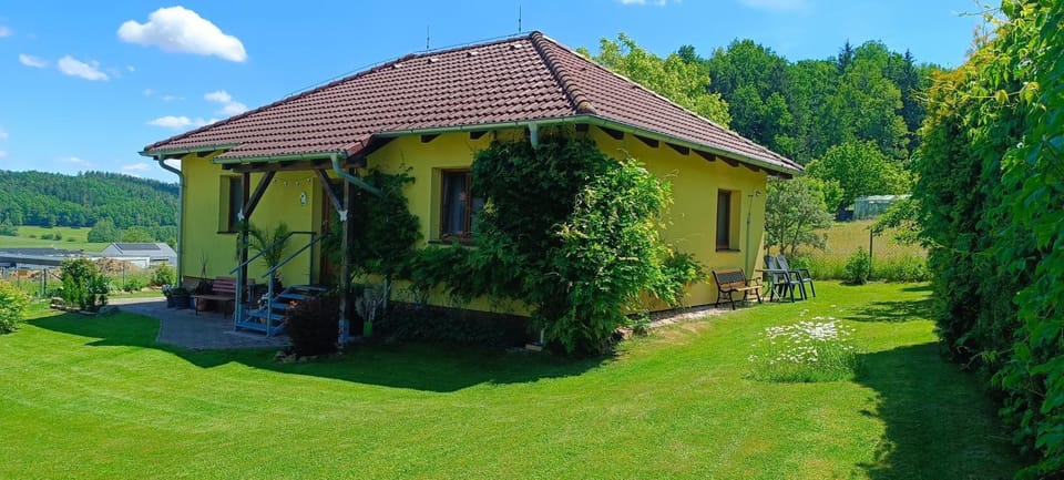 Property building, Garden
