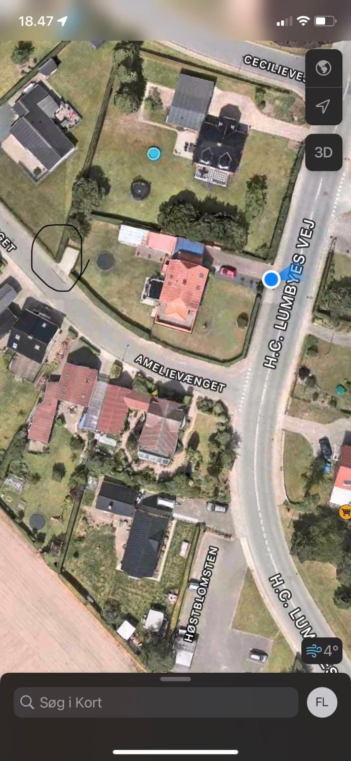 Bird's eye view, Parking