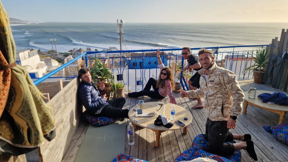 Balcony/Terrace, Guests, City view, Sea view, group of guests