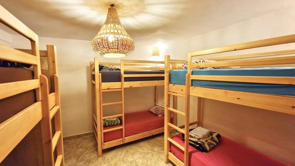 bunk bed