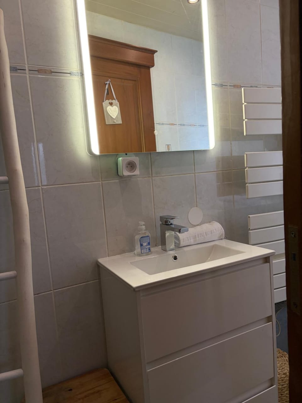 AUX DEUX CIGOGNES AMMERSCHWIHR Apartment in Grand Est