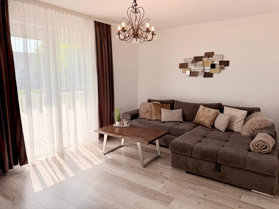 Living room, Bedroom, Quiet street view