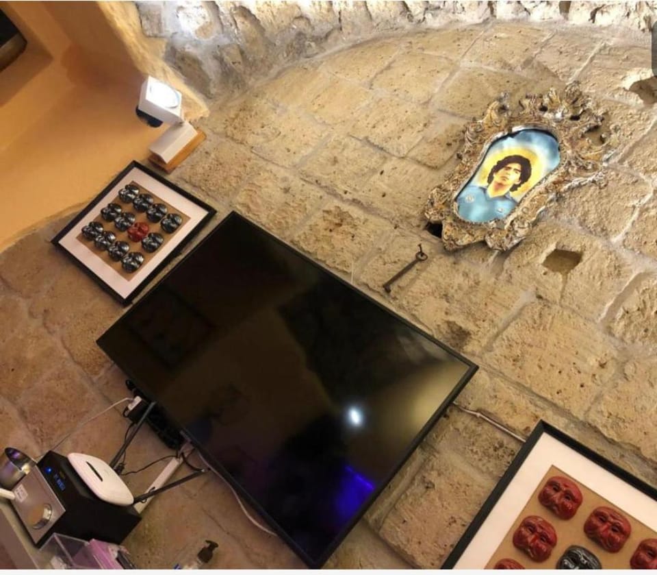 Donna Margherita Appartamento Apartment in Naples