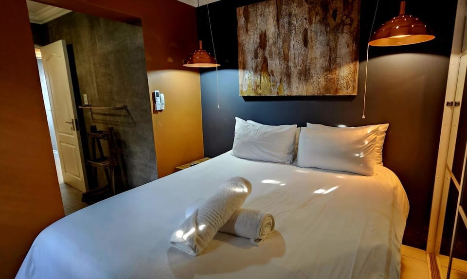 Bed, Photo of the whole room, Bedroom, towels, wardrobe, air conditioner