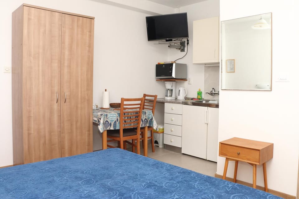 Apartman Mary Studio Apartment in Šibenik-Knin County, Croatia