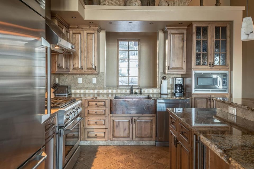Wolf Pack Hideaway House in Big Sky