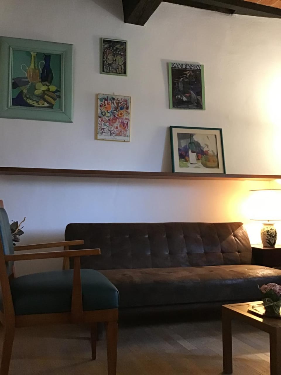 Seating area