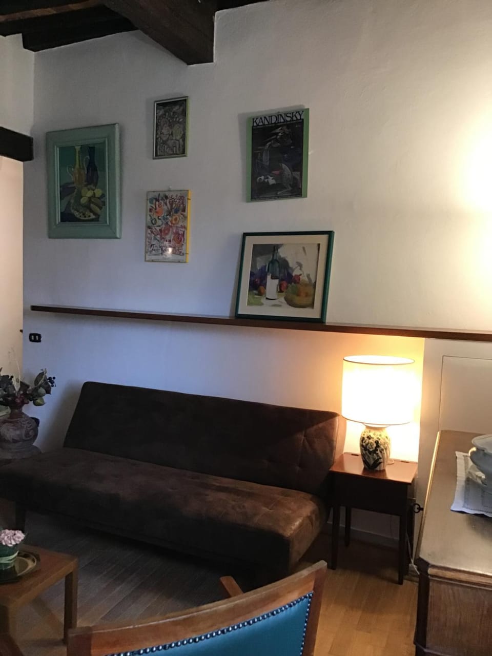 Seating area
