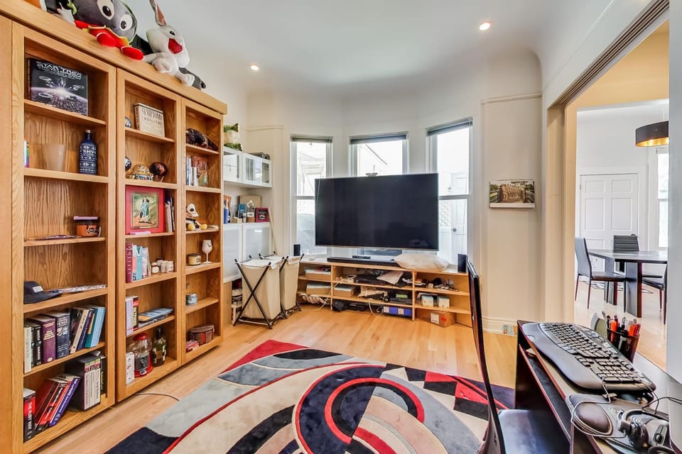 TV and multimedia, Living room, Seating area
