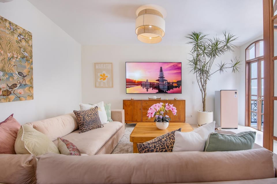 TV and multimedia, Living room
