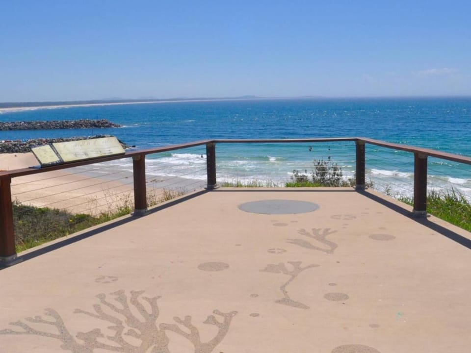 Nearby landmark, Natural landscape, Beach, Sea view