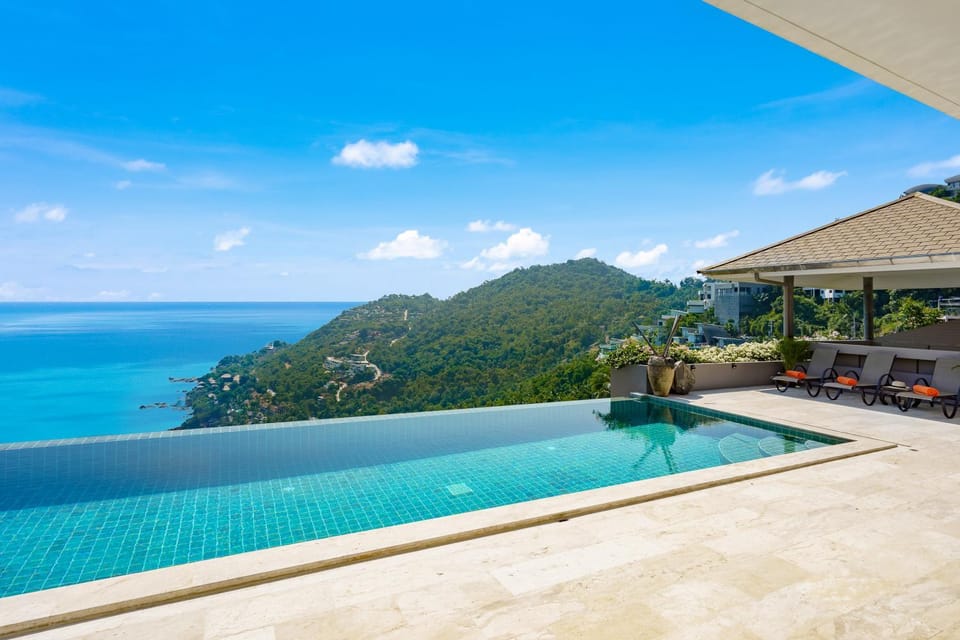 Pool view, Sea view, Swimming pool