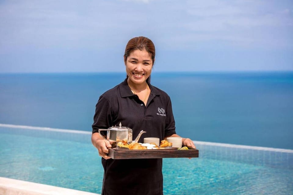Staff, Sea view