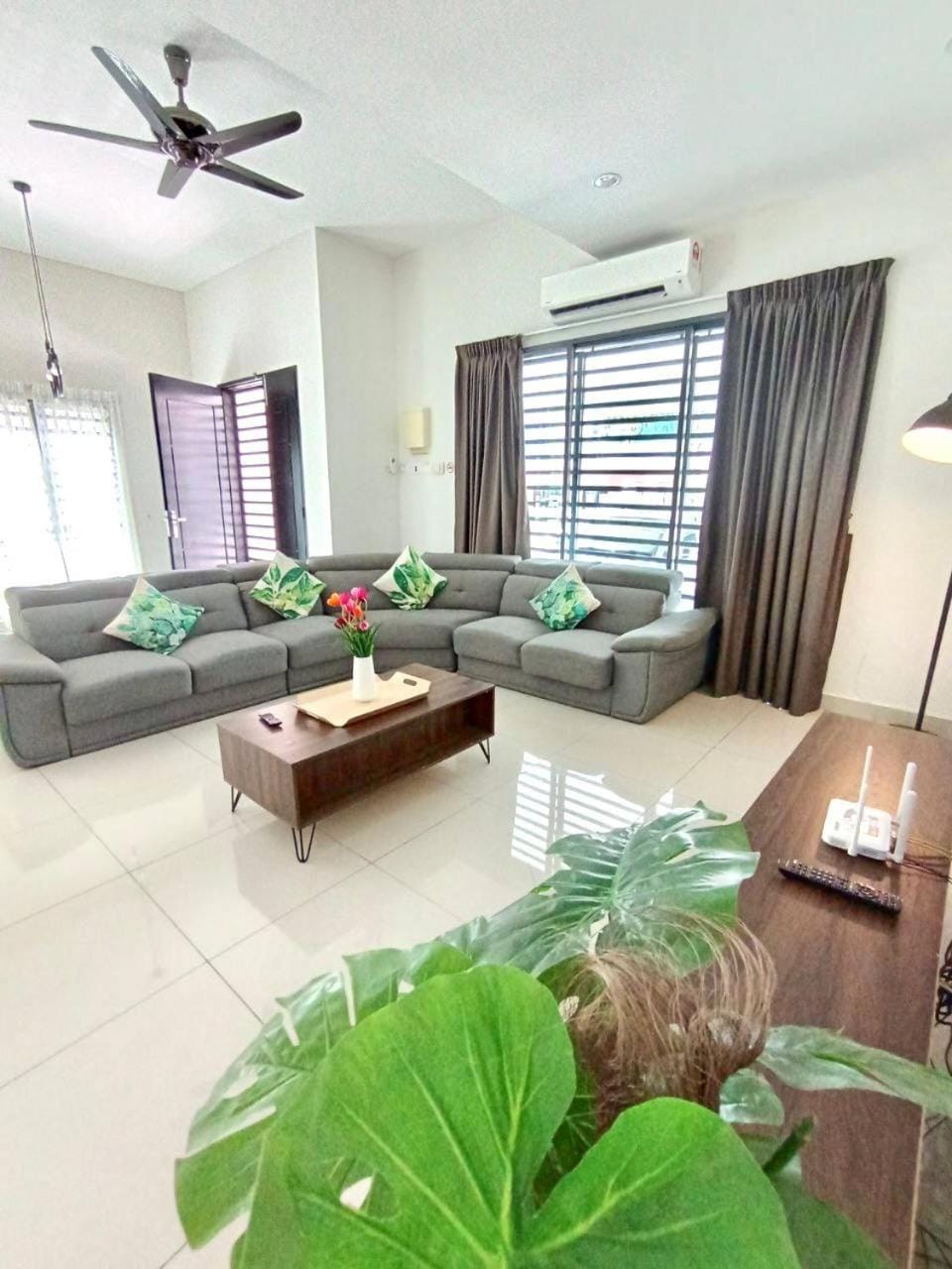 TROPICAL LIVINGS MERU IPOH HOMESTAY by Grab A Stay Vacation rental in Ipoh